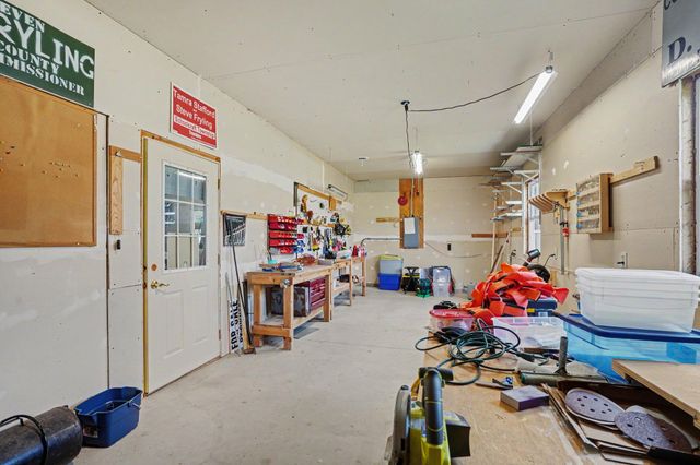 12996 Bayview Drive, Schoolcraft Twp, MI 49097