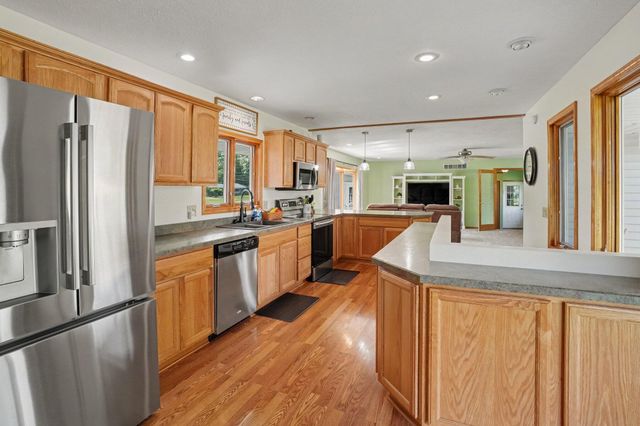 12996 Bayview Drive, Schoolcraft Twp, MI 49097