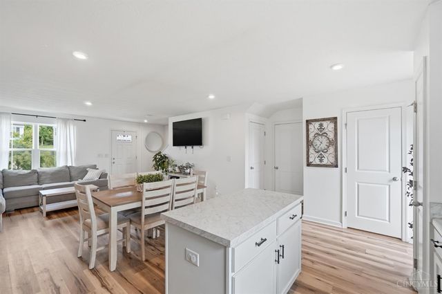 219 Rivers Breeze Court, New Richmond, OH 45157