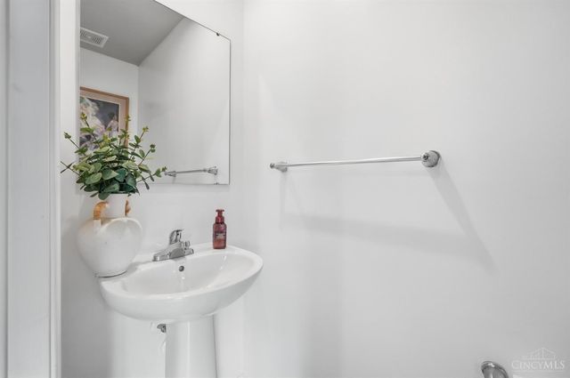 219 Rivers Breeze Court, New Richmond, OH 45157