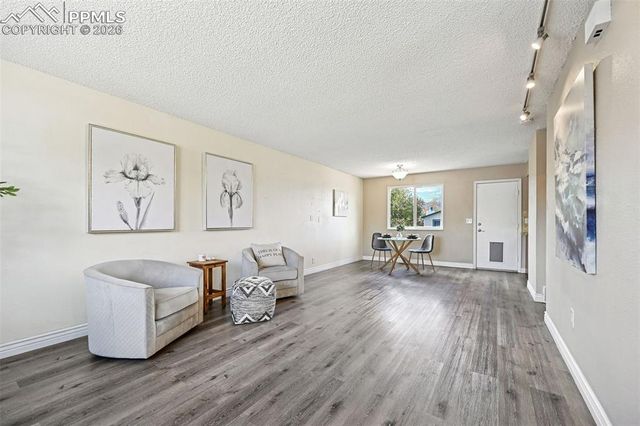 1248 Jet Wing Drive, Colorado Springs, CO 80916