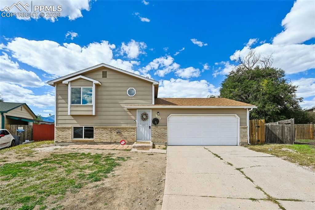 1248 Jet Wing Drive, Colorado Springs, CO 80916
