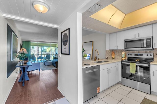 12200 VONN ROAD 2206, Largo, FL 33774