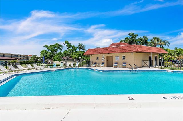 12200 VONN ROAD 2206, Largo, FL 33774