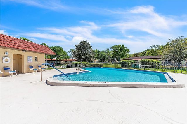 12200 VONN ROAD 2206, Largo, FL 33774