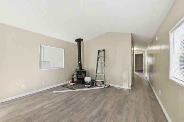 1160 Pleasant Valley Rd, Diamond Springs, CA 95619