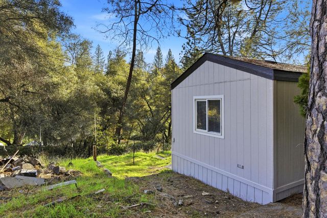 1160 Pleasant Valley Rd, Diamond Springs, CA 95619