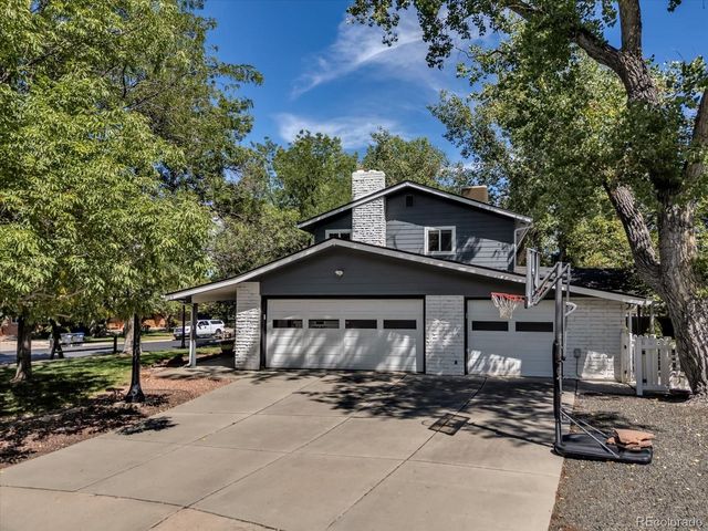 11672 W 28th Avenue, Lakewood, CO 80215
