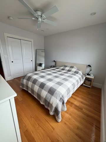 563 Broadway 302, Somerville, MA 02144