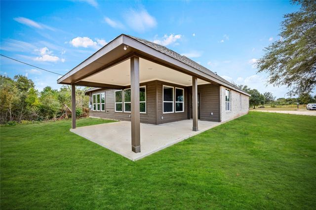 513 Oleander Street, Prairie View, TX 77484