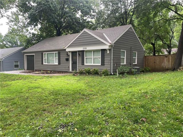 2519 W 79th Street, Prairie Village, KS 66208