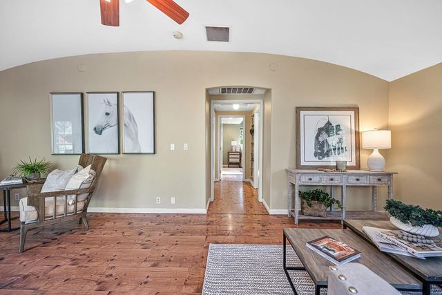 18707 Applegate Rd, Applegate, CA 95703