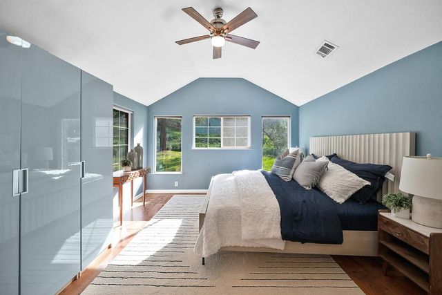 18707 Applegate Rd, Applegate, CA 95703