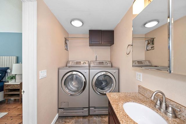 18707 Applegate Rd, Applegate, CA 95703