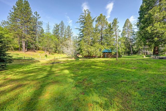 18707 Applegate Rd, Applegate, CA 95703