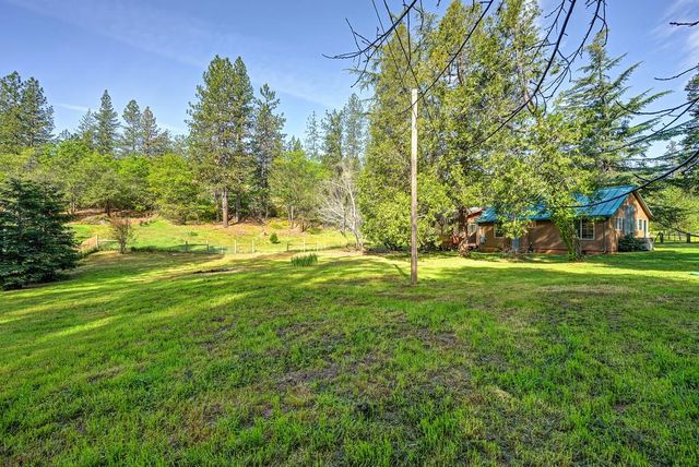 18707 Applegate Rd, Applegate, CA 95703