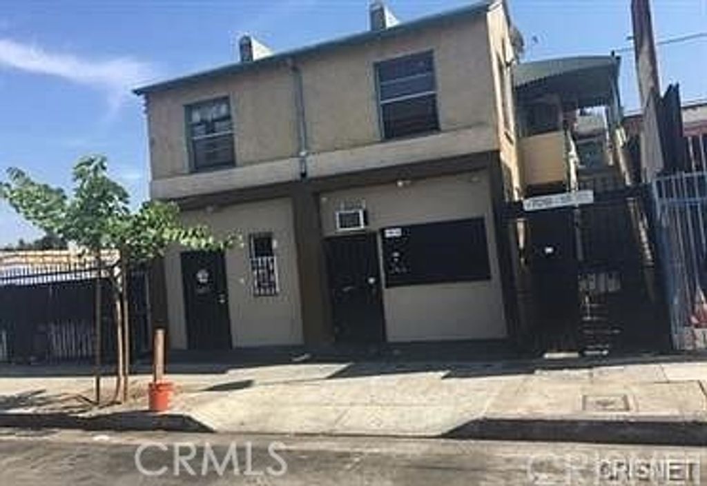 7014 S Vermont Avenue, Los Angeles, CA 90044