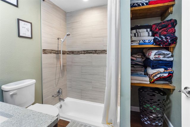 12222 23rd Street, Santa Fe, TX 77510