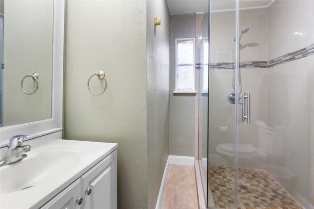 12222 23rd Street, Santa Fe, TX 77510