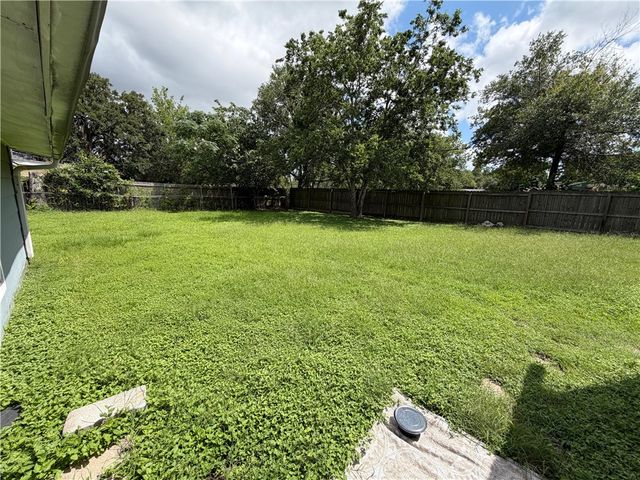 1401 East 29th Street, Bryan, TX 77802