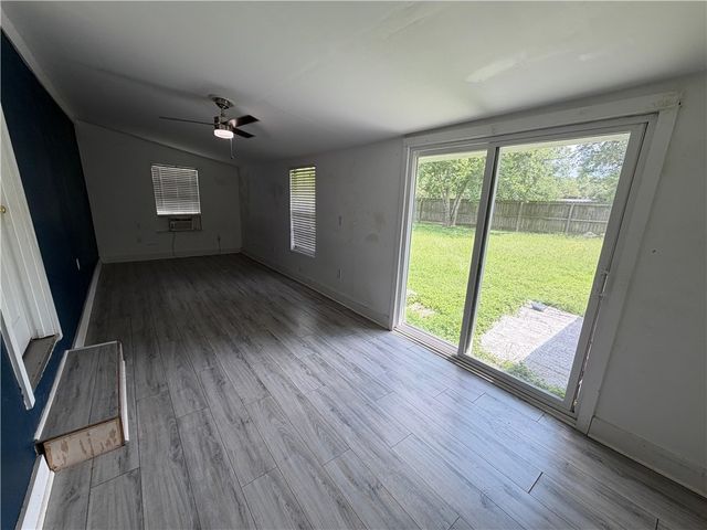 1401 East 29th Street, Bryan, TX 77802