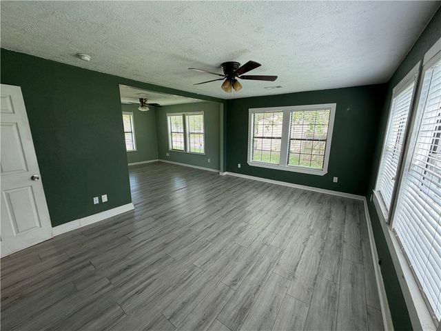 1401 East 29th Street, Bryan, TX 77802