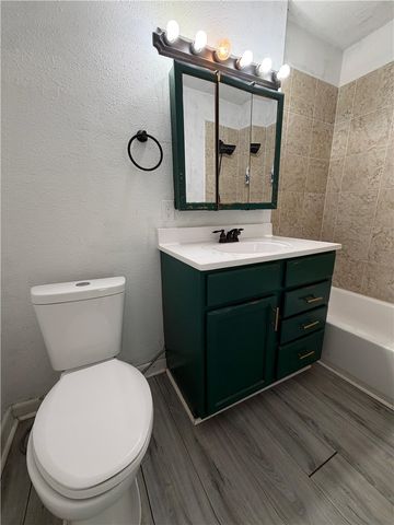 1401 East 29th Street, Bryan, TX 77802