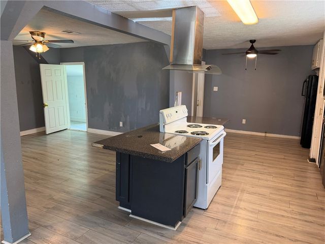 1401 East 29th Street, Bryan, TX 77802