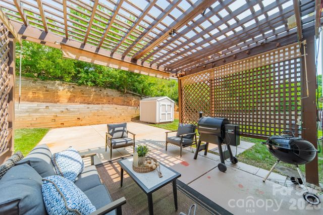12922 Rothe House Road, Charlotte, NC 28273