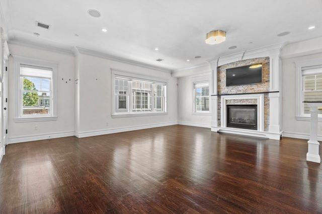 161 Tudor Street 4A, Boston, MA 02127