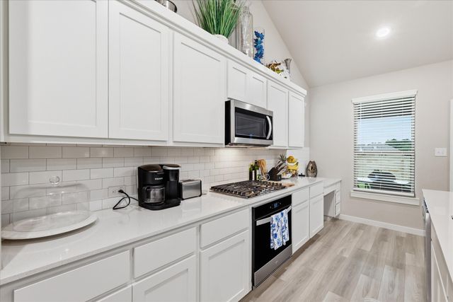 5601 Annie Creek Road, Fort Worth, TX 76126