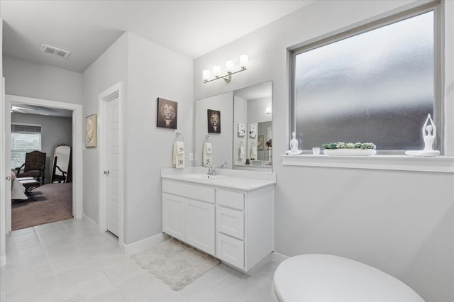 5601 Annie Creek Road, Fort Worth, TX 76126