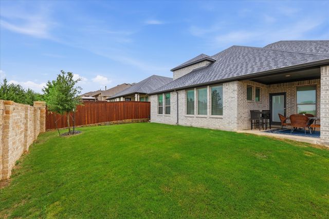 5601 Annie Creek Road, Fort Worth, TX 76126