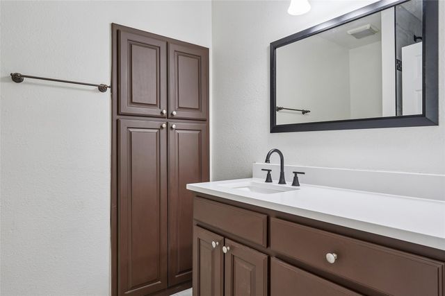 441 W Lake Street, Krum, TX 76249