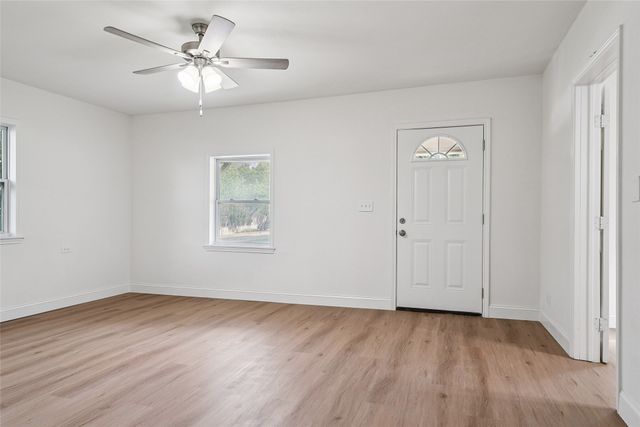 441 W Lake Street, Krum, TX 76249
