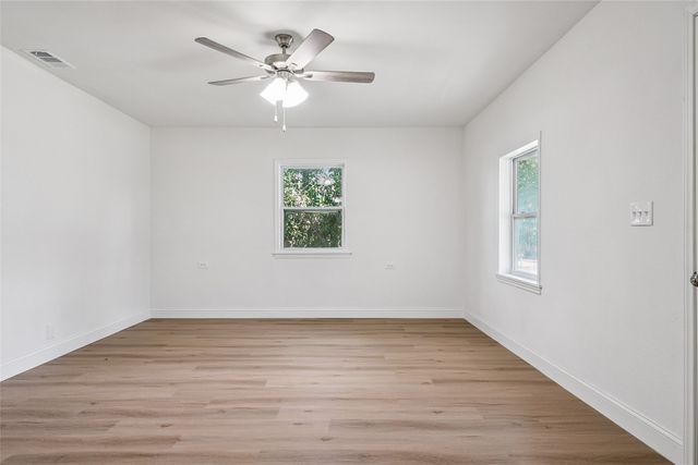 441 W Lake Street, Krum, TX 76249