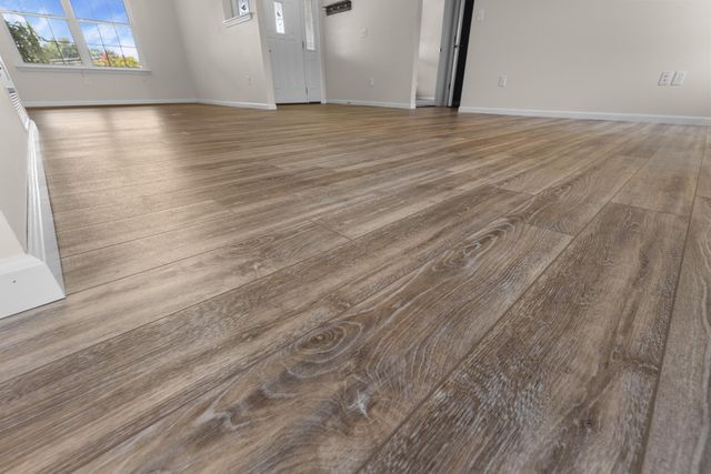 9575 E SHELLY LN, Centralia, MO 65240