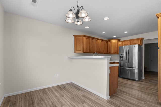 9575 E SHELLY LN, Centralia, MO 65240