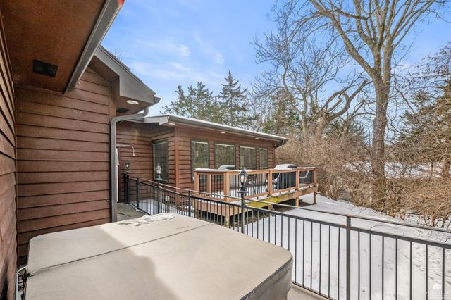 1001 Sycamore Lane, Manhattan, KS 66502