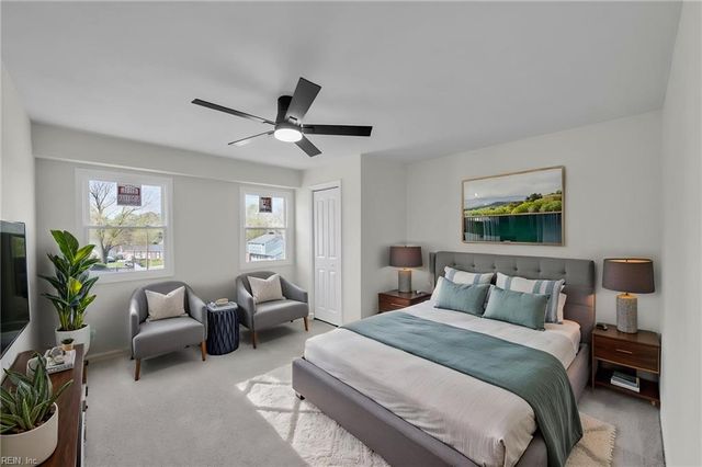 962 Red Oak CIR, Newport News, VA 23608