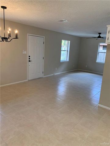 1014 El Recreo Circle, Edinburg, TX 78539