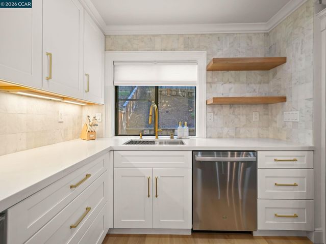 1622 San Luis Rd, Walnut Creek, CA 94597