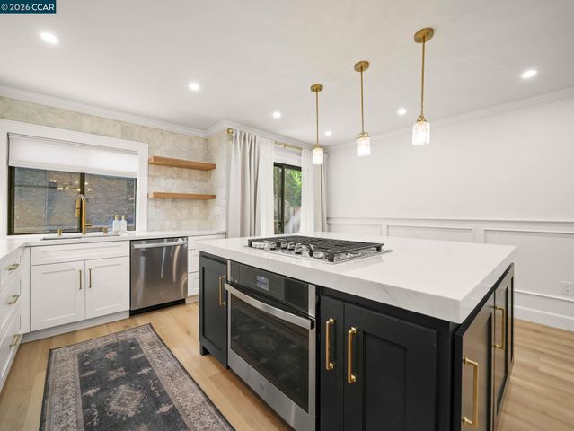 1622 San Luis Rd, Walnut Creek, CA 94597