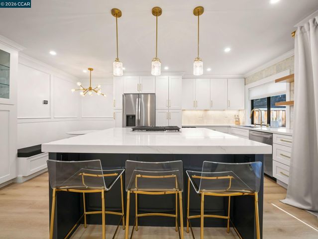 1622 San Luis Rd, Walnut Creek, CA 94597