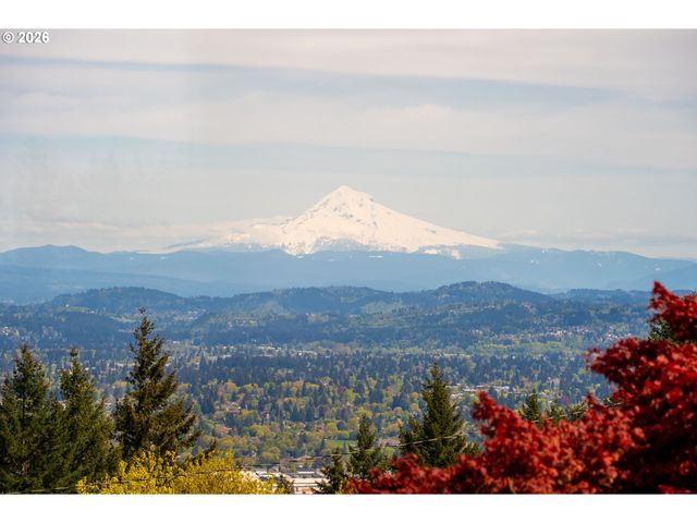 4409 Sw CARL Pl, Portland, OR 97239