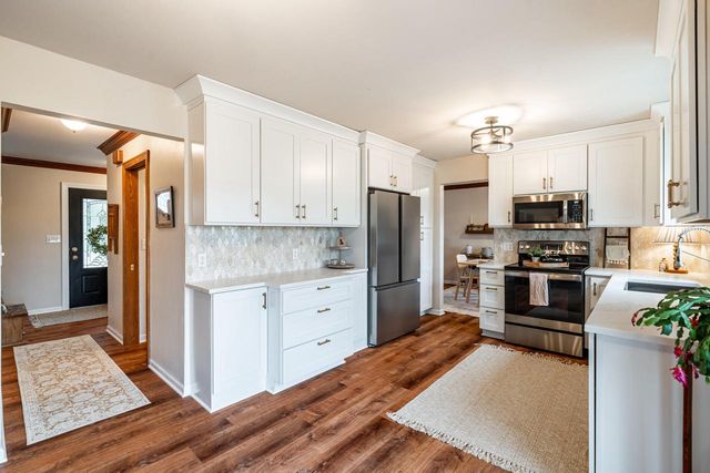 N101W15877 Santa Fe DRIVE, Germantown, WI 53022