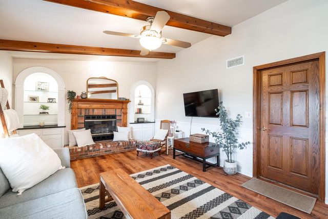 N101W15877 Santa Fe DRIVE, Germantown, WI 53022