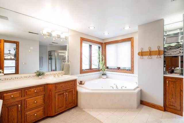 N101W15877 Santa Fe DRIVE, Germantown, WI 53022