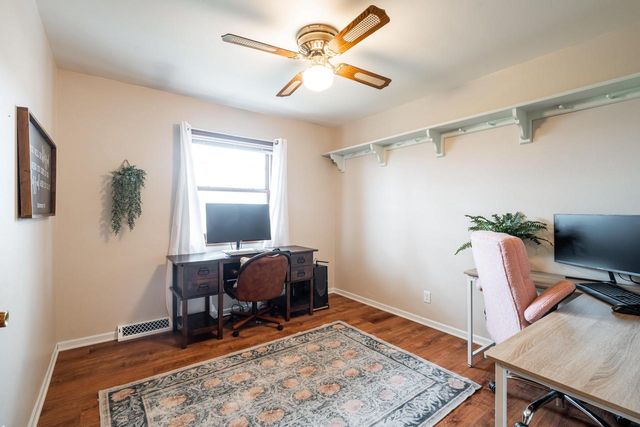 N101W15877 Santa Fe DRIVE, Germantown, WI 53022