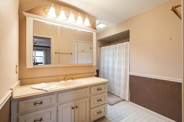 N101W15877 Santa Fe DRIVE, Germantown, WI 53022